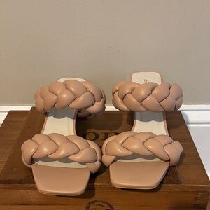 Soda Braided Double-Strap Nude Slide heels size 7.5